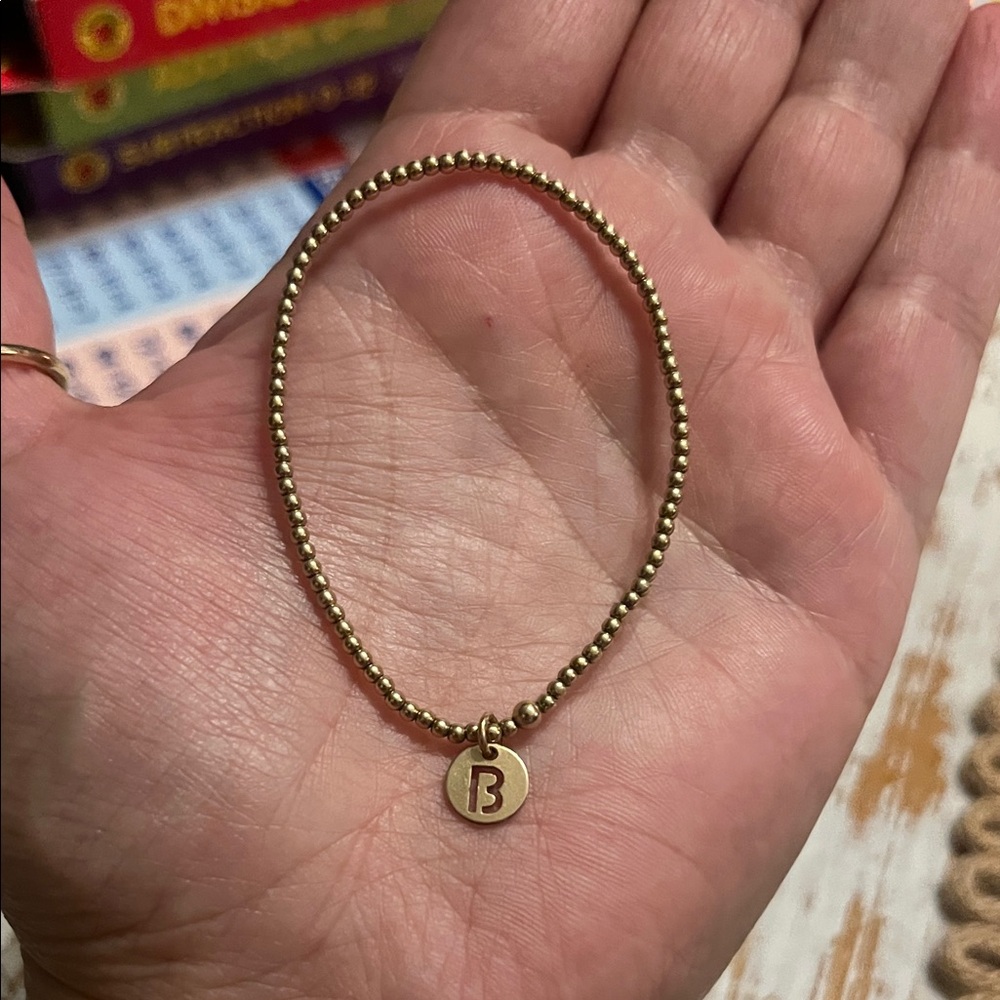 e newton RESPECT initial bracelet